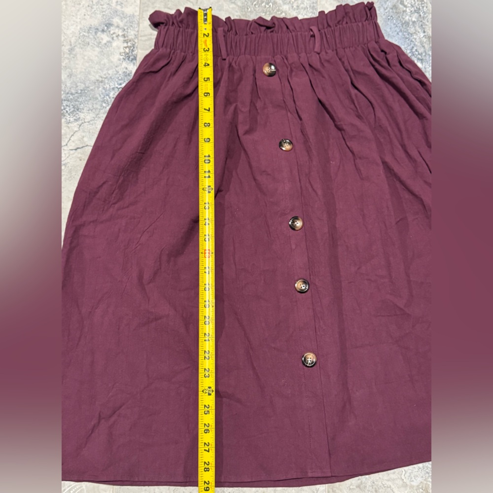 Chic A-Line Skirt with Button Accents - Picture 3 of 5